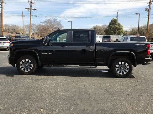 Certified 2023 Chevrolet Silverado 2500 Custom w/ Custom Value Package image 2