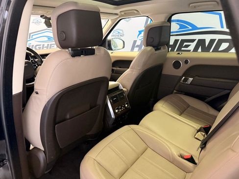 Used 2018 Land Rover Range Rover Sport HSE image 18