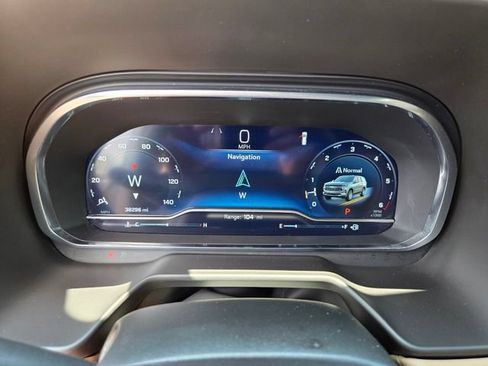 Used 2024 Chevrolet Tahoe Premier RWD image 28
