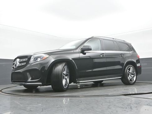 Used 2019 Mercedes-Benz GLS 550 4MATIC w/ Driver Assistance Package image 31