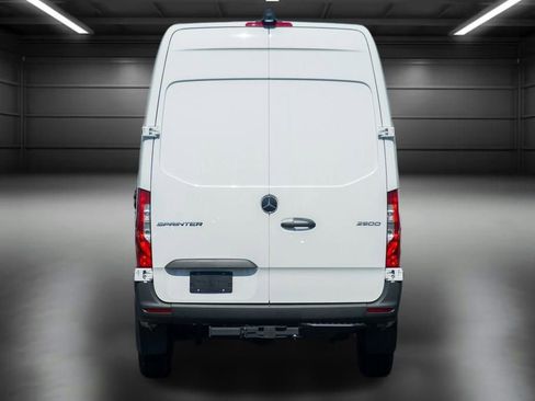 Used 2024 Mercedes-Benz Sprinter 144 Cargo image 4