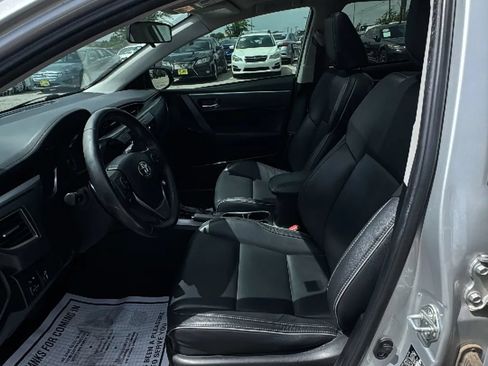 Used 2014 Toyota Corolla S Premium w/ Driver Convenience Package FWD image 9