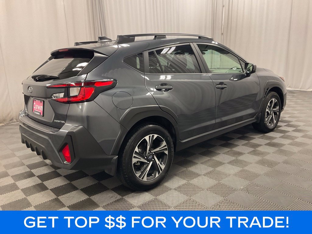 Used 2024 Subaru Crosstrek 2.0i Premium AWD/4WD image 3