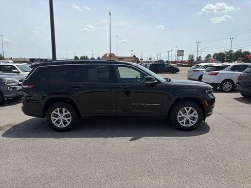 Used 2022 Jeep Grand Cherokee L Limited AWD/4WD image 7