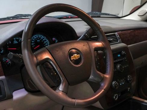 Used 2011 Chevrolet Avalanche LS RWD image 24