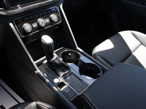 Used 2023 Volkswagen Atlas SE image 20