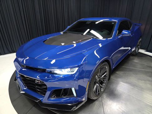 Used 2019 Chevrolet Camaro ZL1 RWD image 57