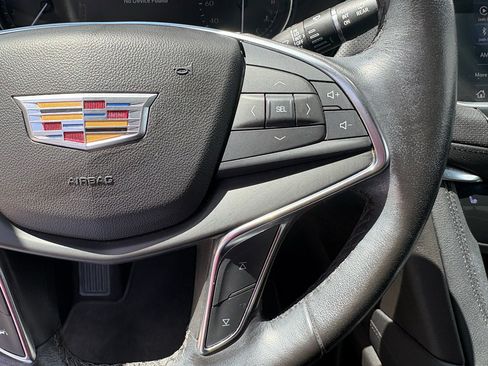 Used 2021 Cadillac XT5 Luxury w/ LPO, Floor Liner Package FWD image 15