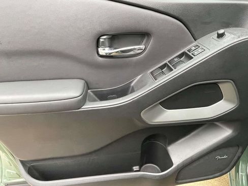 Used 2024 Nissan Frontier SL w/ Technology Package image 16