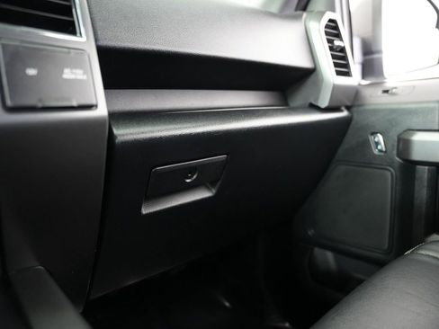 Used 2019 Ford F150 XLT w/ Equipment Group 302A Luxury AWD/4WD image 47