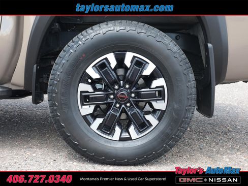 Used 2024 Nissan Frontier PRO-4X w/ Off-Road Protection Package AWD/4WD image 39