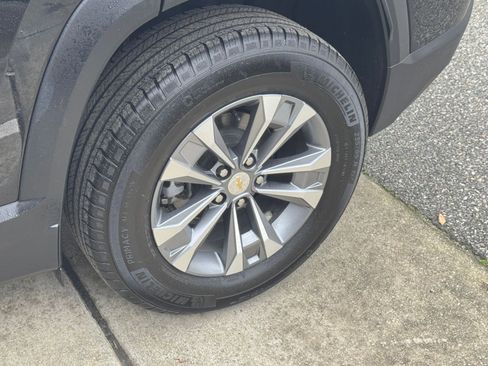 Used 2025 Chevrolet Equinox LT image 29