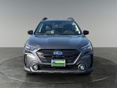 Used 2025 Subaru Outback Onyx Edition AWD/4WD image 2