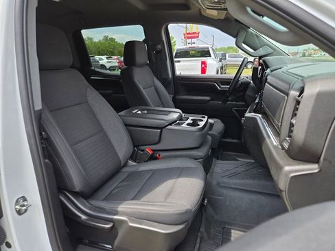 Used 2023 Chevrolet Silverado 1500 LT w/ Protection Package AWD/4WD image 19