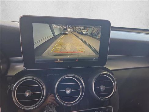 Used 2018 Mercedes-Benz GLC 300 image 11