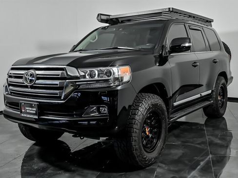 Used 2021 Toyota Land Cruiser AWD/4WD image 5