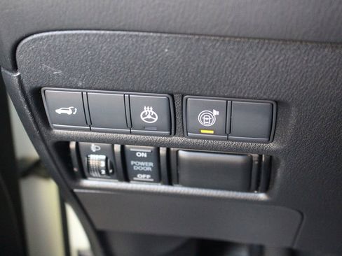 Used 2018 Nissan Armada Platinum w/ Cargo Package image 30