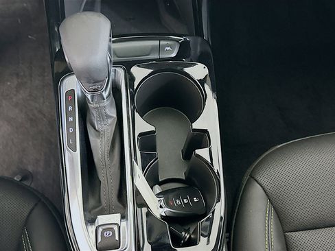 Used 2025 Chevrolet Trax ACTIV w/ Sunroof Package image 24