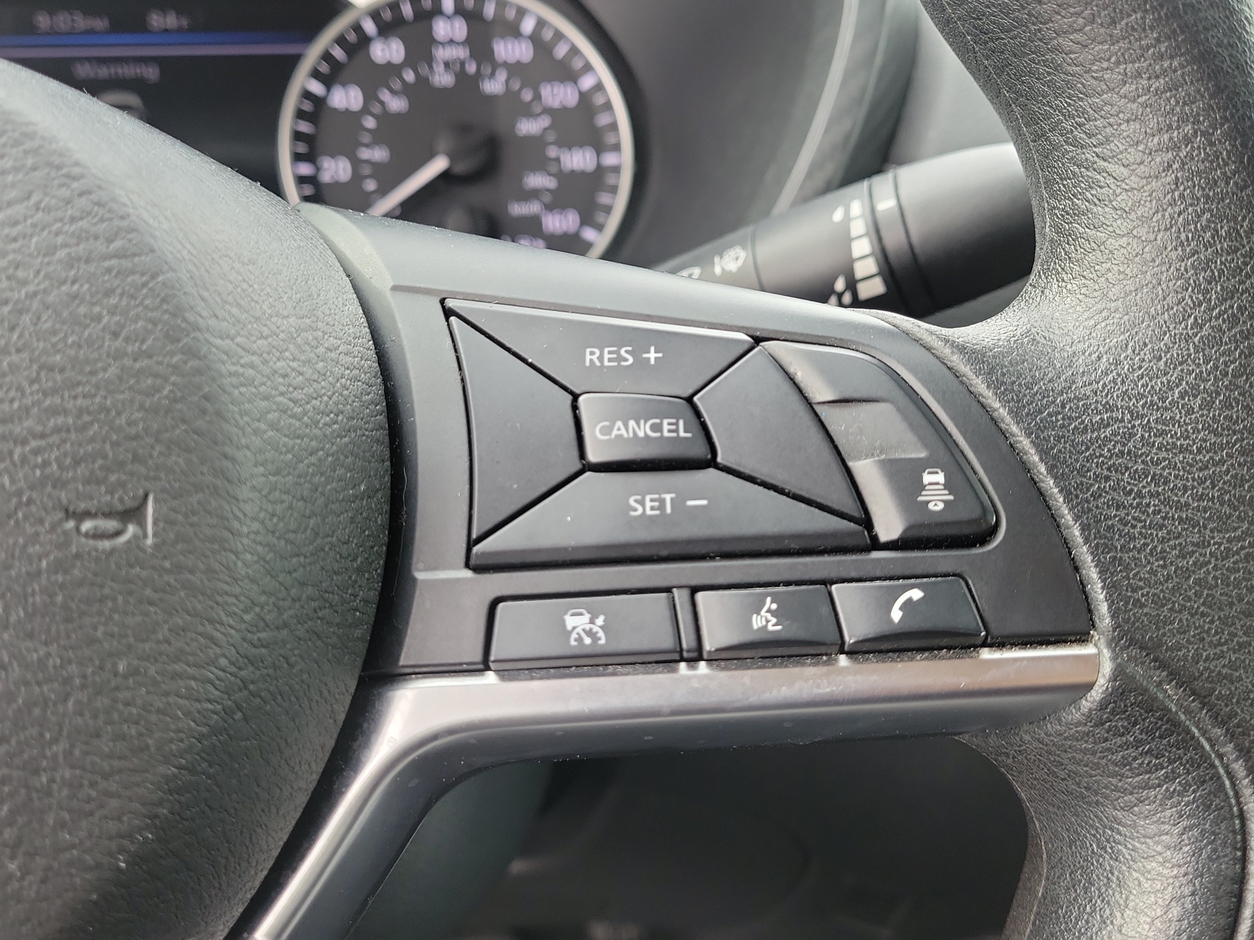 Used 2024 Nissan Sentra SV FWD image 20
