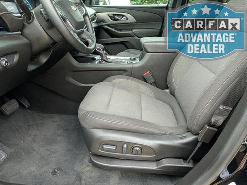 Used 2023 Chevrolet Traverse LT AWD/4WD image 12