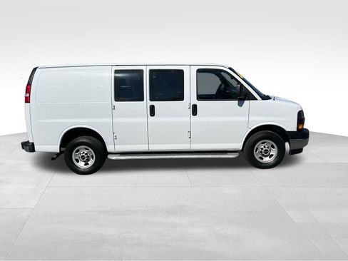 Used 2023 GMC Savana 2500 w/ Driver Convenience Package image 8