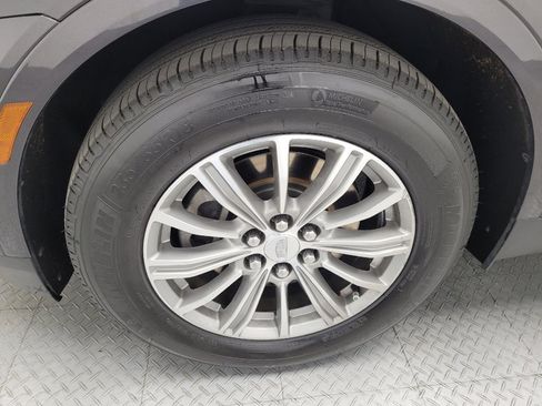 Used 2017 Cadillac XT5 Luxury w/ Driver Awareness Package AWD/4WD image 31