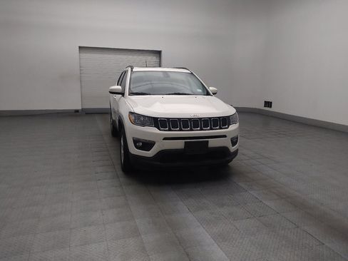 Used 2019 Jeep Compass Latitude w/ Popular Equipment Group AWD/4WD image 13