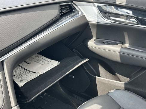 Certified 2024 Cadillac XT5 Premium Luxury AWD/4WD image 33