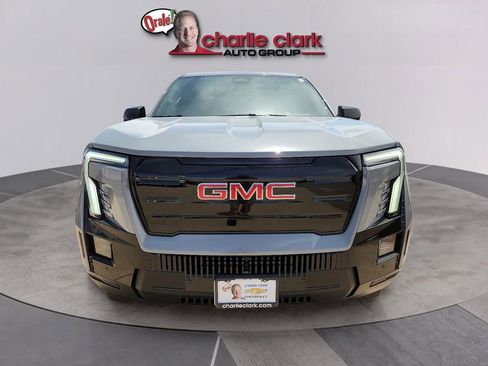 New 2026 GMC Sierra EV Elevation AWD/4WD image 8