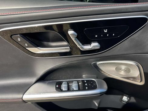 Used 2024 Mercedes-Benz C 43 AMG 4MATIC Sedan image 19