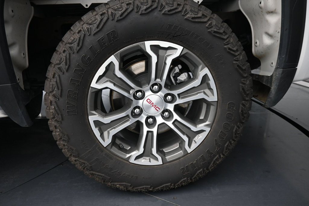 Used 2025 GMC Sierra 1500 Pro w/ Pro Value Package AWD/4WD image 15