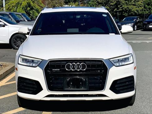 Used 2018 Audi Q3 2.0T Premium Plus w/ Premium Plus Package AWD/4WD image 4
