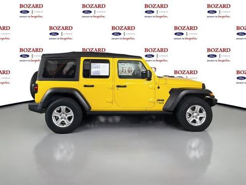 Used 2021 Jeep Wrangler Unlimited Sport AWD/4WD image 9