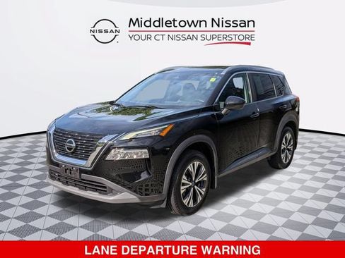 Certified 2022 Nissan Rogue SV w/ SV Premium Package AWD/4WD image 8