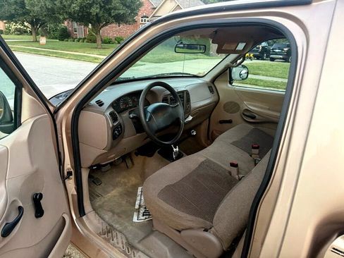 Used 1997 Ford F150 2WD Regular Cab image 5