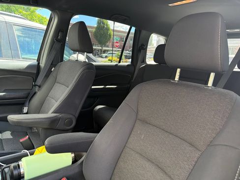Used 2019 Honda Passport Sport image 8