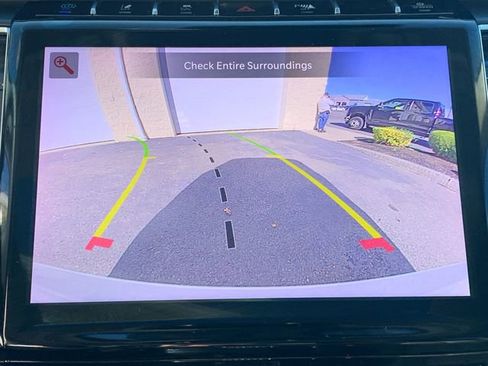 Used 2022 Jeep Grand Cherokee Limited 4xe image 34