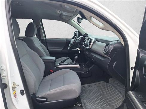 Used 2019 Toyota Tacoma SR5 image 14