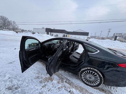 Used 2014 Ford Fusion Titanium image 12