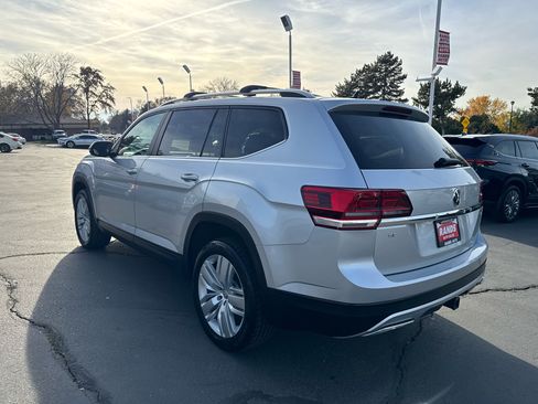 Used 2019 Volkswagen Atlas SE w/ Towing Package image 12