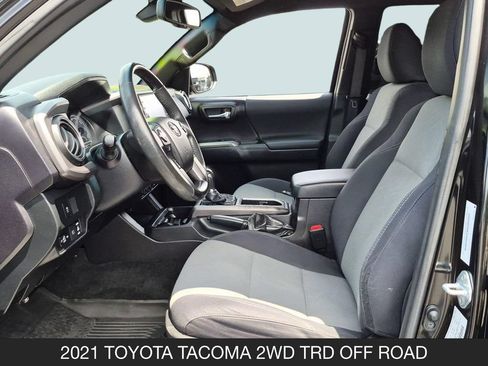 Used 2021 Toyota Tacoma TRD Off-Road w/ Technology Package RWD image 14