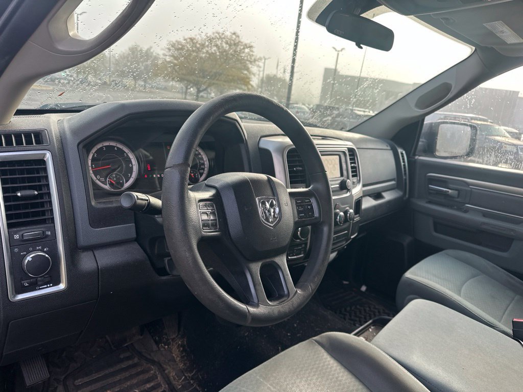 Used 2019 RAM 1500 Classic SLT AWD/4WD image 10
