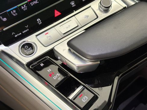 Used 2024 Audi Q8 e-tron Prestige w/ Prestige Package AWD/4WD image 21