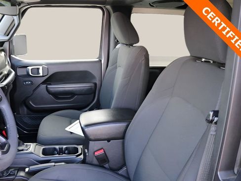 Used 2023 Jeep Wrangler Sport S image 11