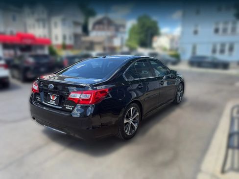 Used 2015 Subaru Legacy 2.5i Limited AWD/4WD image 4