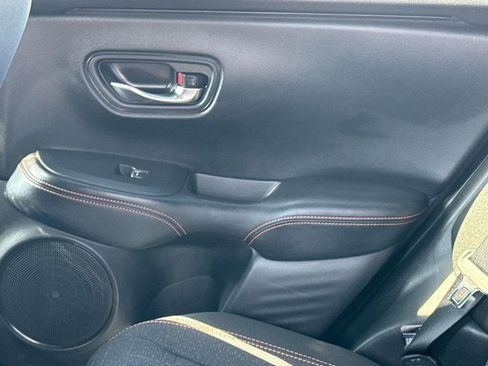 Used 2024 Honda HR-V Sport image 10