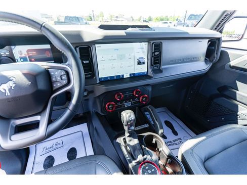 Used 2024 Ford Bronco Big Bend AWD/4WD image 16