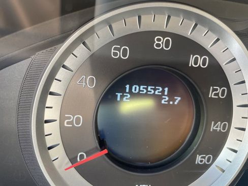 Used 2013 Volvo XC60 T6 image 1