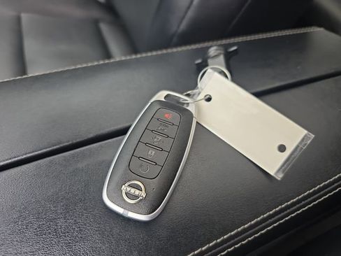 Used 2023 Nissan Rogue SV w/ SV Premium B Package AWD/4WD image 31