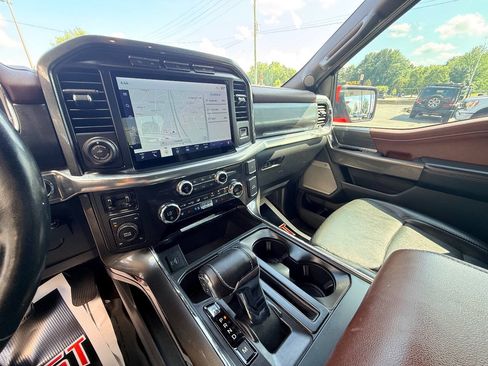 Used 2021 Ford F150 Lariat w/ Equipment Group 502A High AWD/4WD image 31